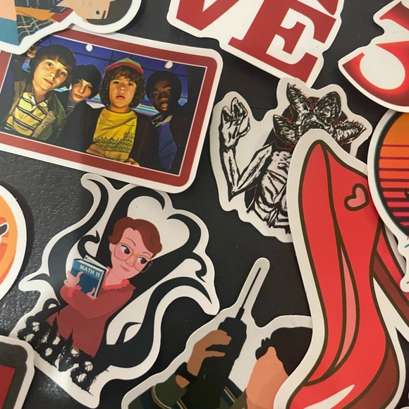 Stranger Things Sticker Pack - Picture 3 of 4